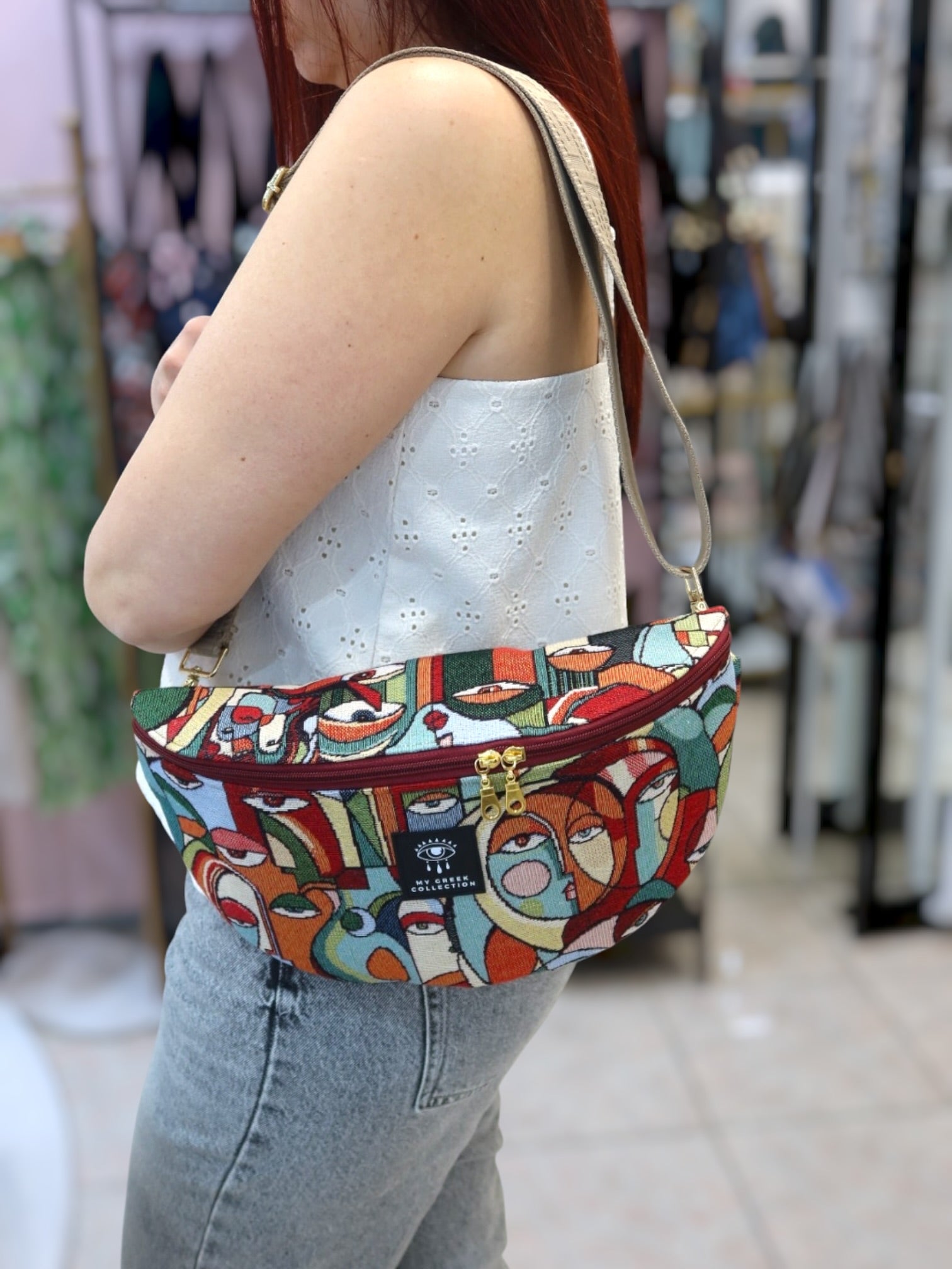 Hera / Faces large belt bag
