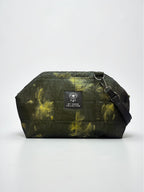 Thalia / True feather medium clutch