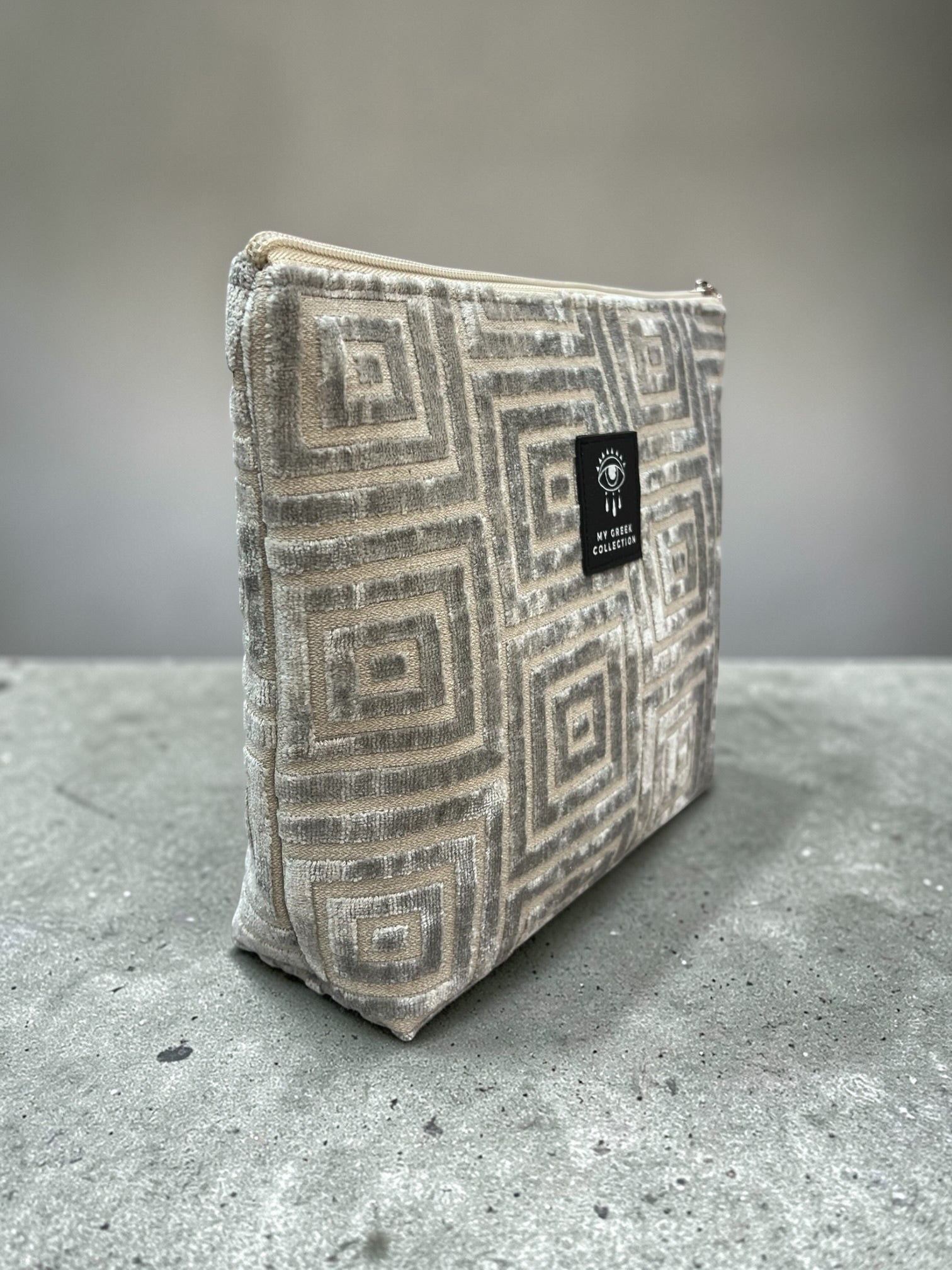 Artemis / The Labyrinth pouch bag