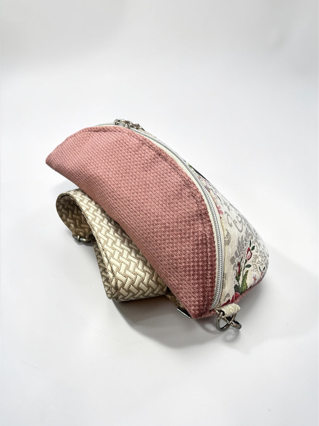 Lydia / Medium floral belt bag