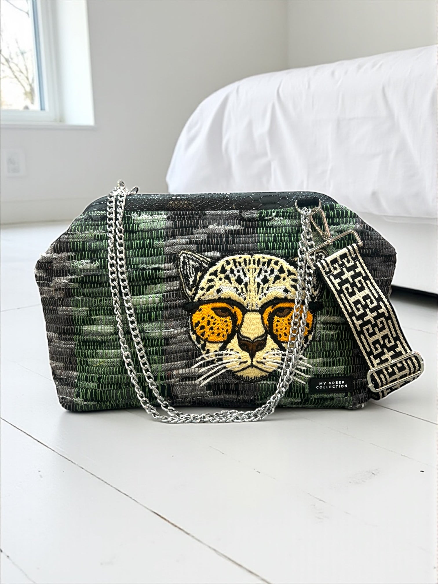 The Artemis XL Kooreloo Bag