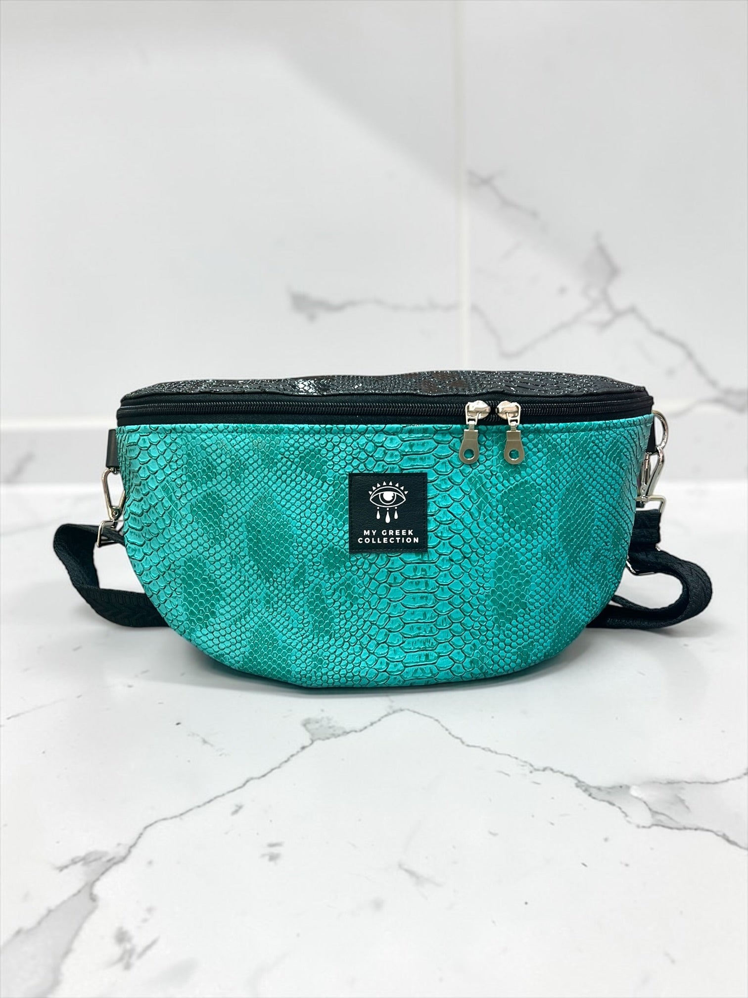 Hera / Snake effect large belt bag