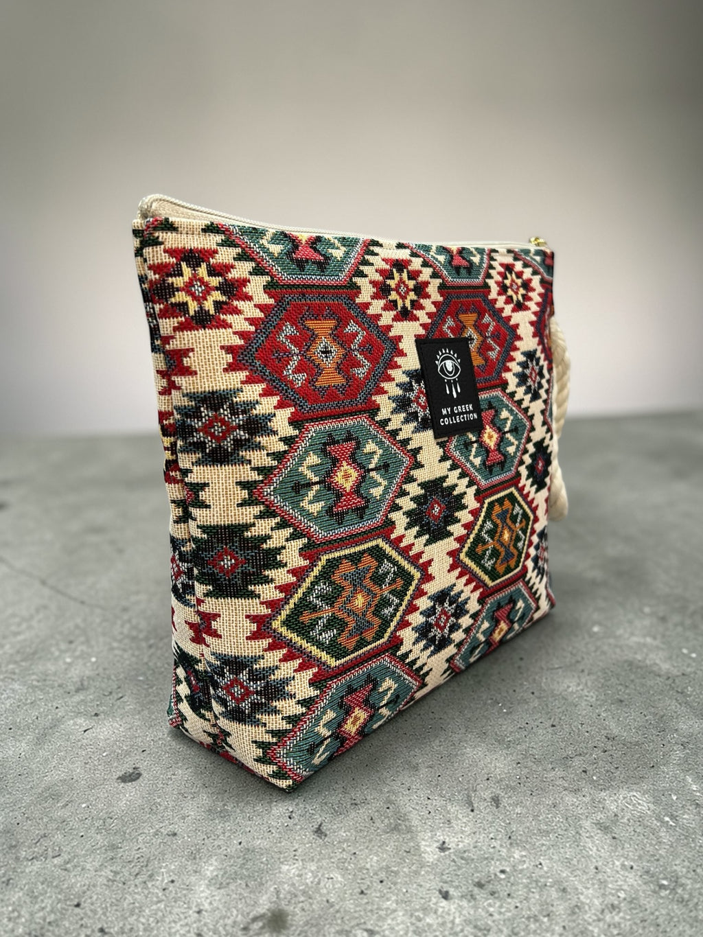 Artemis / Geometric pouch bag
