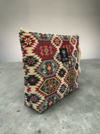 Artemis / Geometric pouch bag