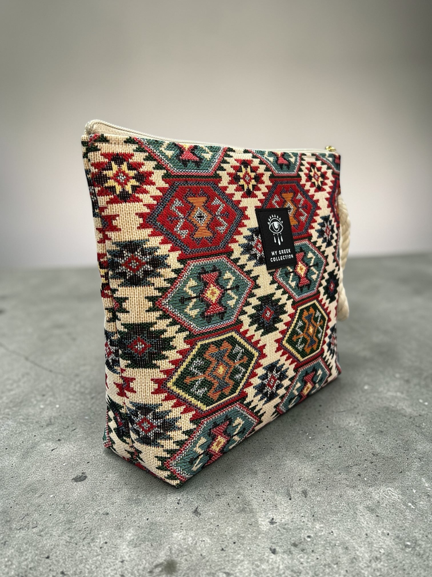 Artemis / Geometric pouch bag