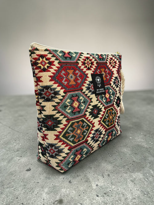Artemis / Geometric pouch bag