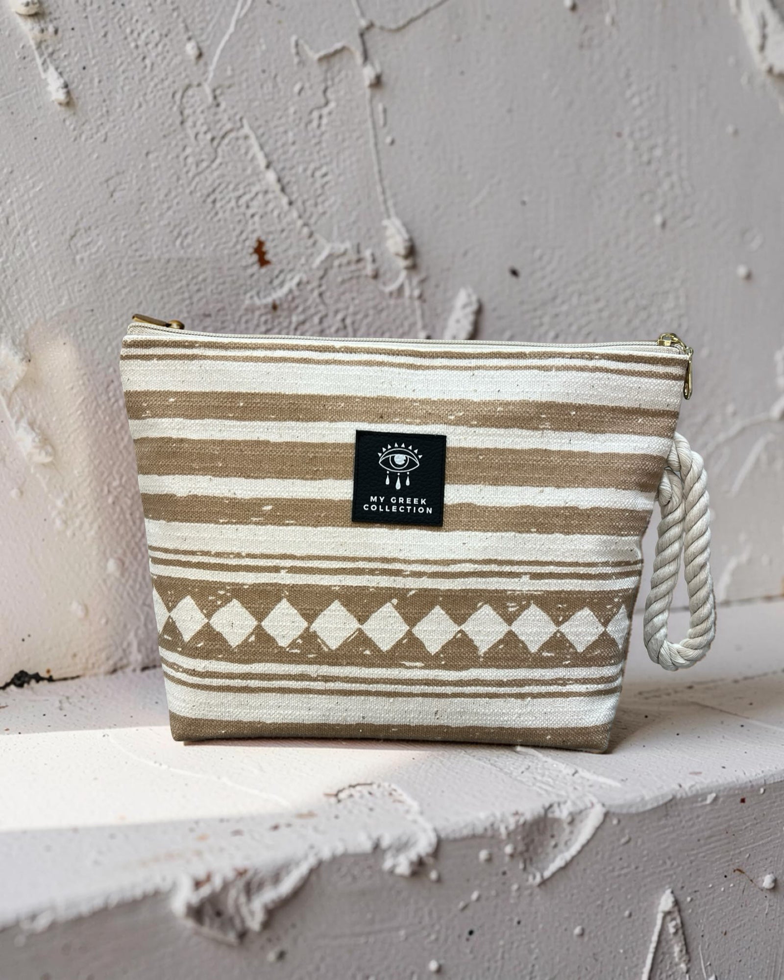 Artemis / The Sandstone Riviera pouch bag