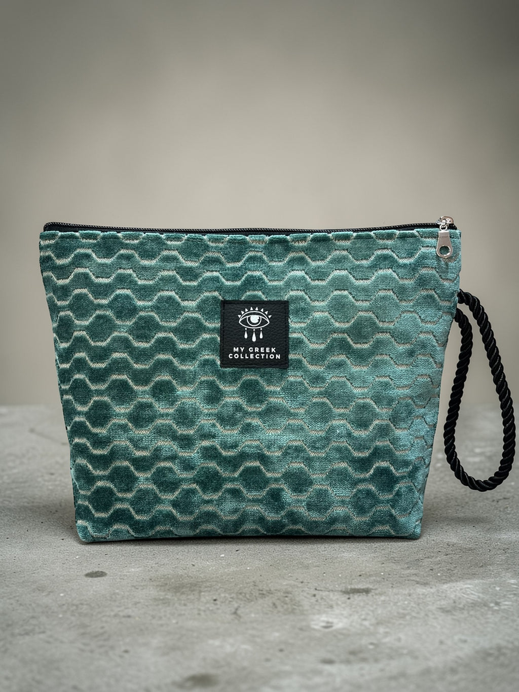 Artemis / The Emerald Velvet pouch bag