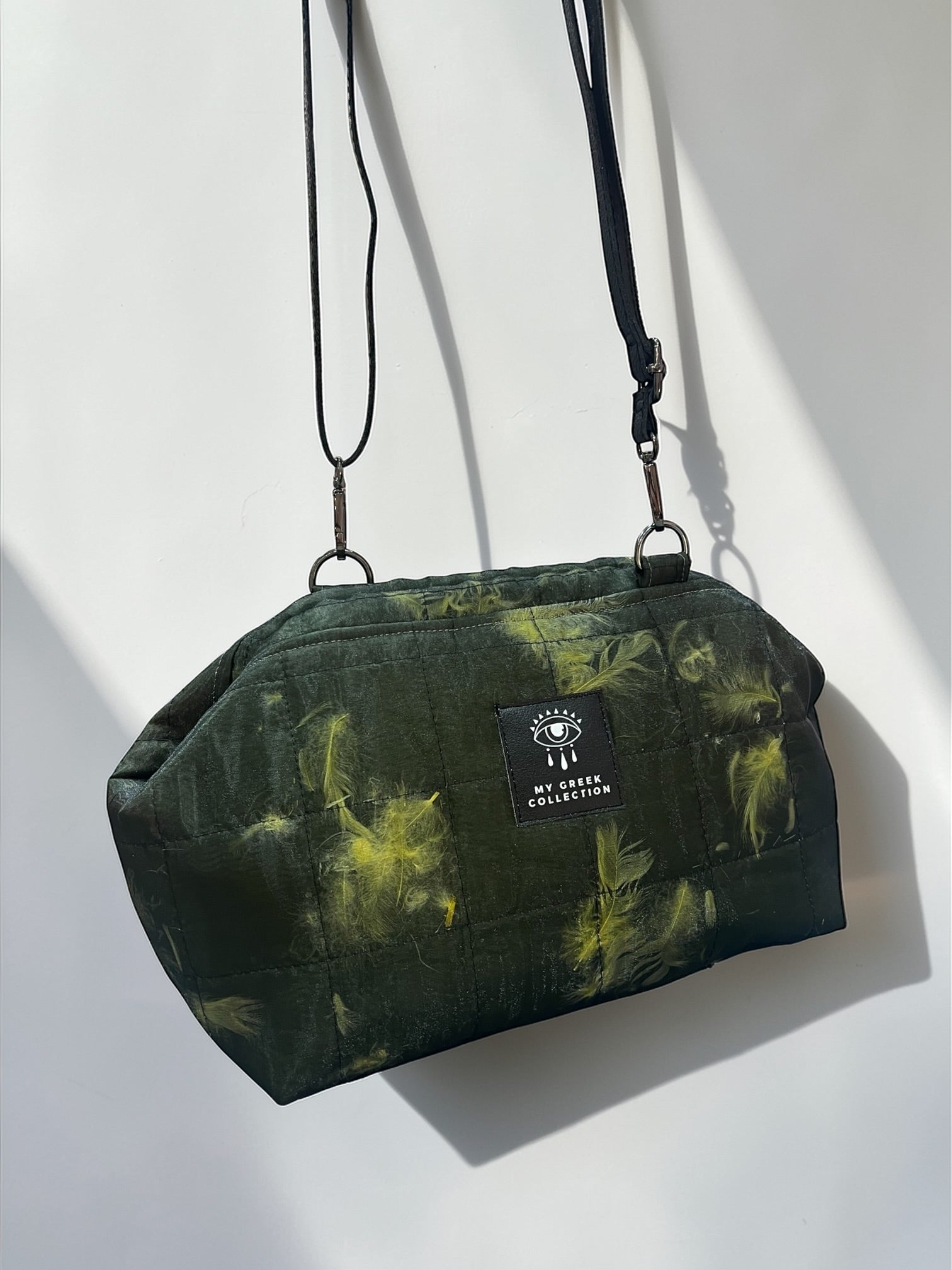 Gaia medium Clutch