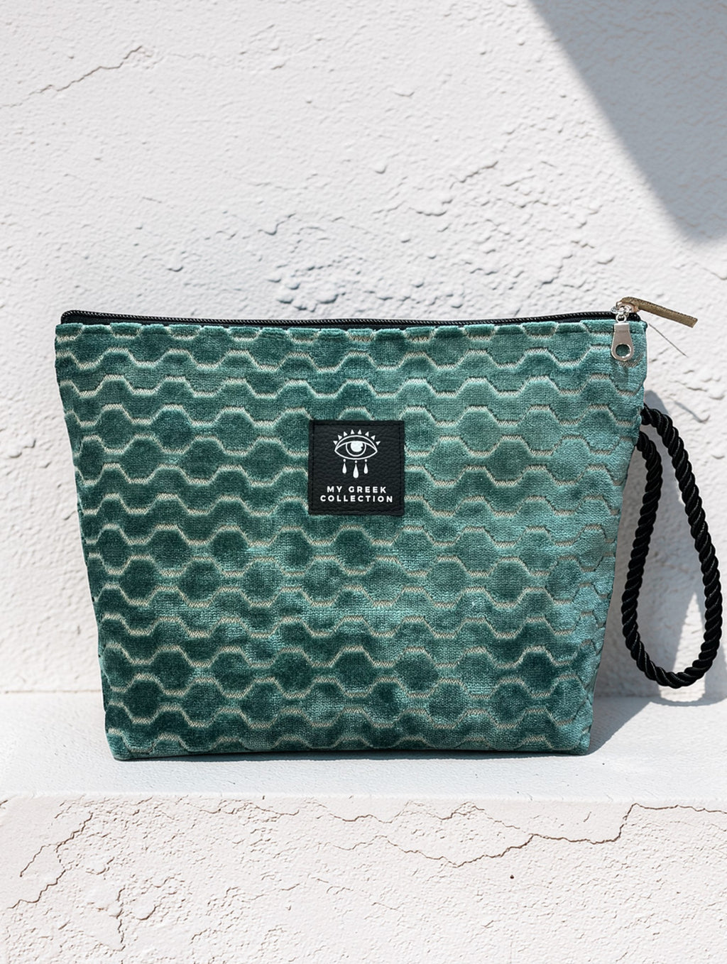 Artemis / The Emerald Velvet pouch bag
