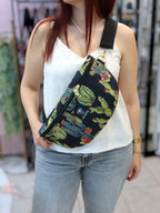 Hera / Cactus black large belt bag