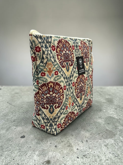 Artemis / Pouch bag