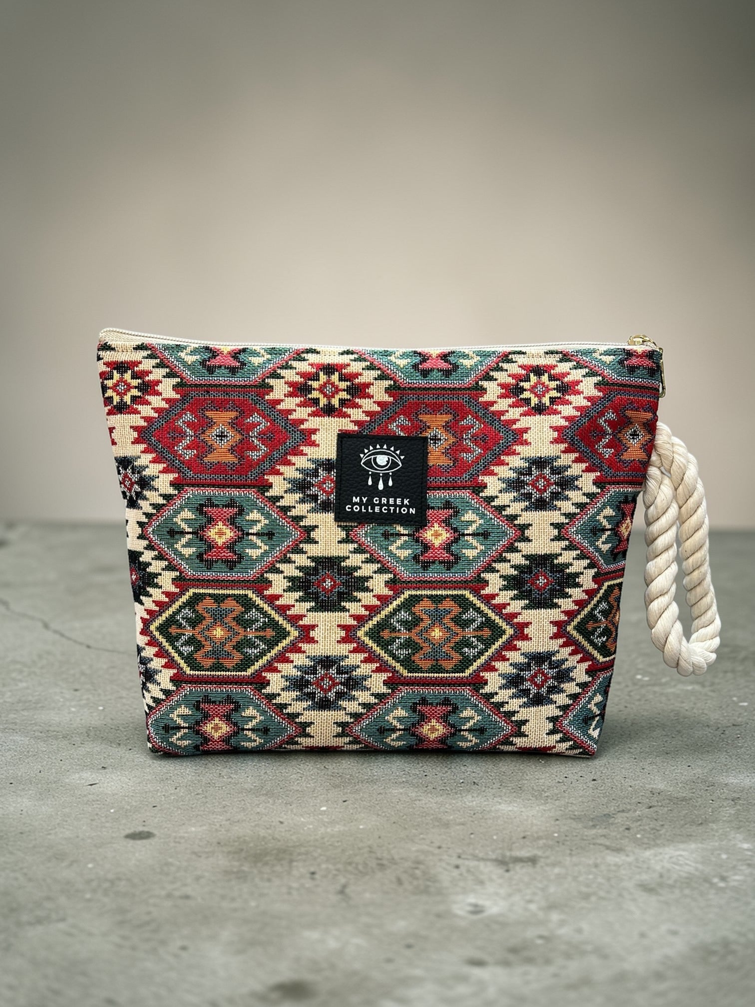 Artemis / Geometric pouch bag