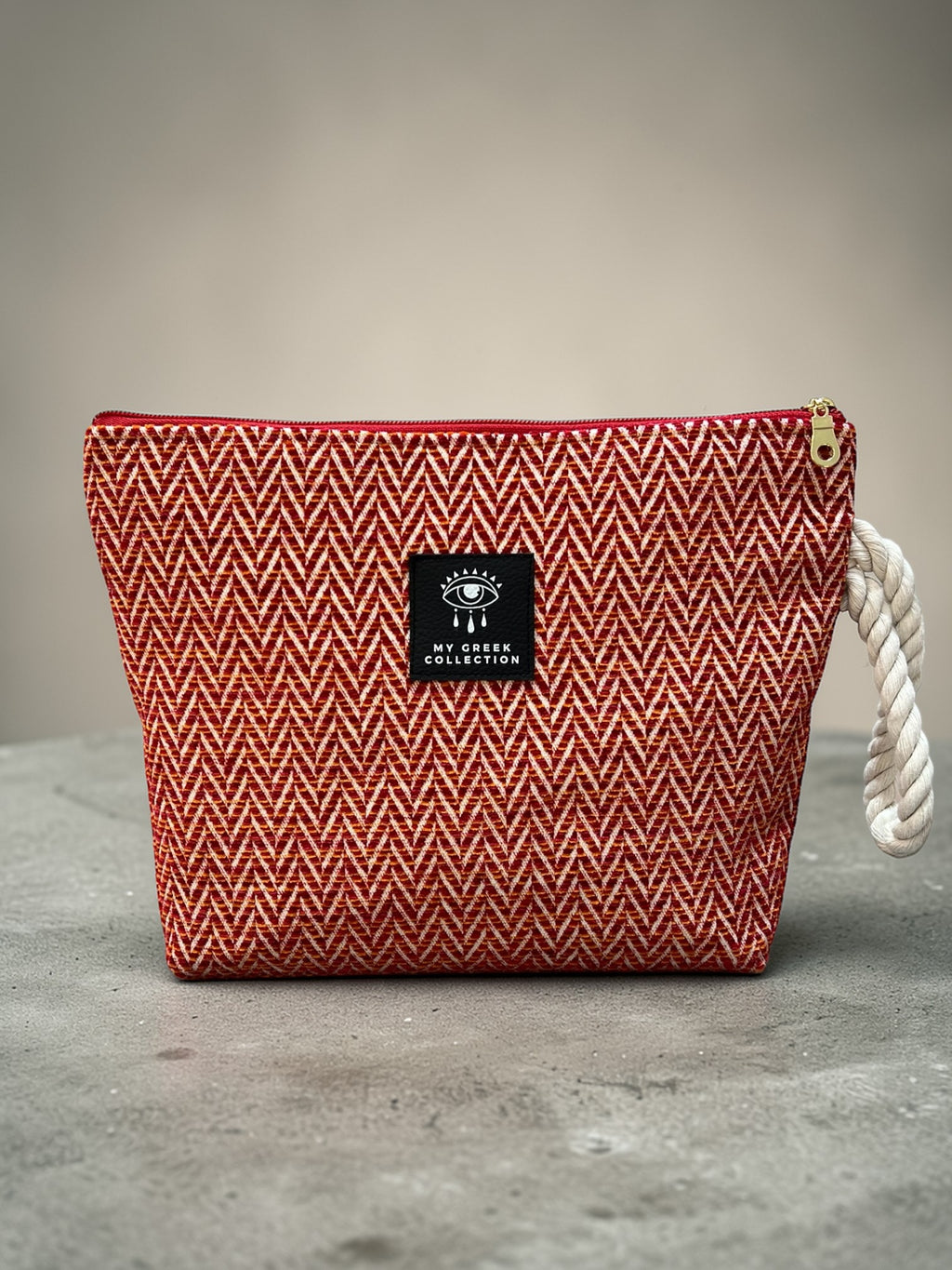 Artemis / Red pouch bag
