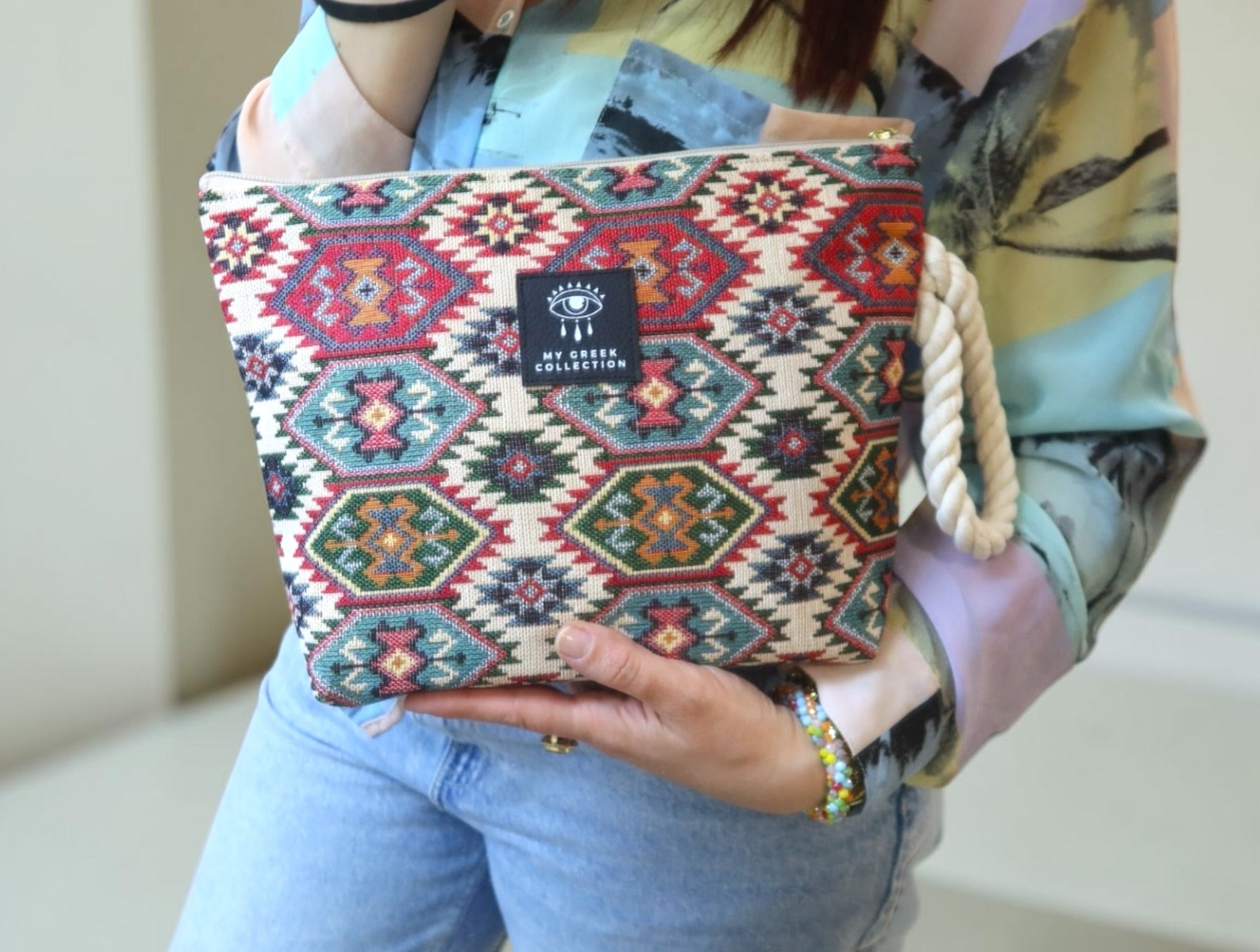 Artemis / Geometric pouch bag
