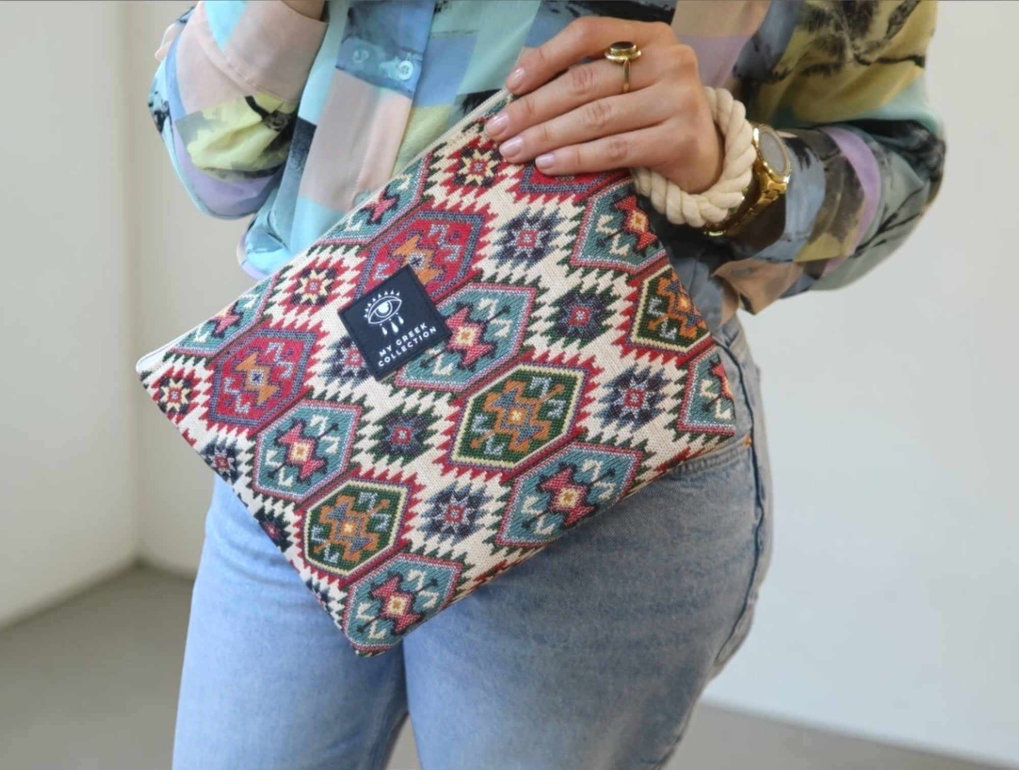 Artemis / Geometric pouch bag