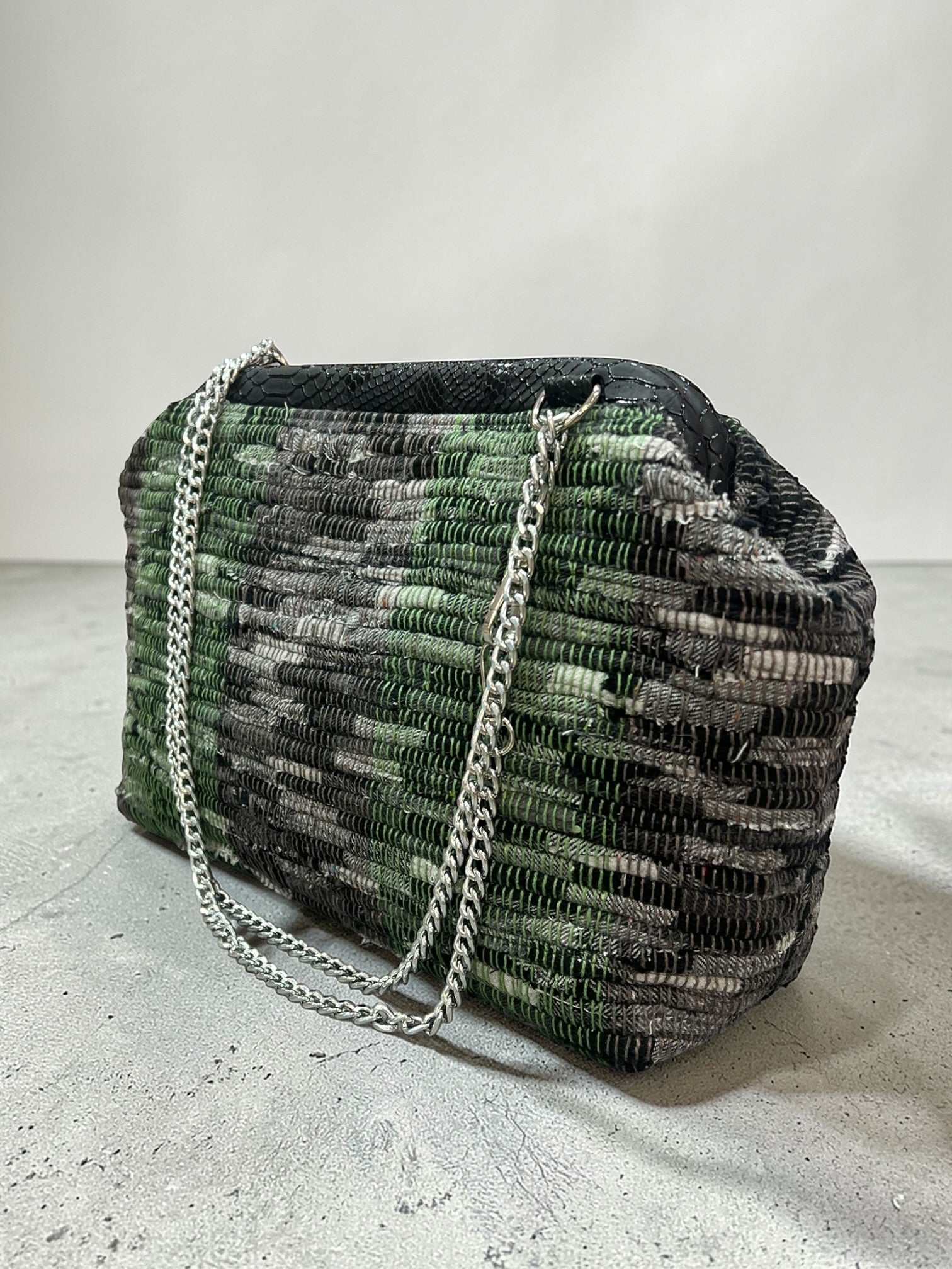 The Artemis XL Kooreloo Bag