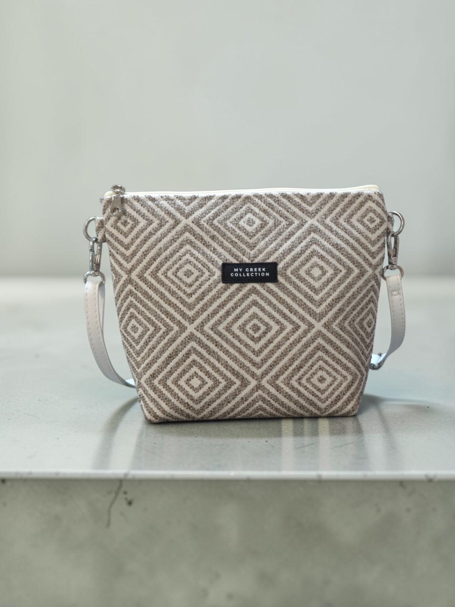 Olympia / Beige small crossbody bag