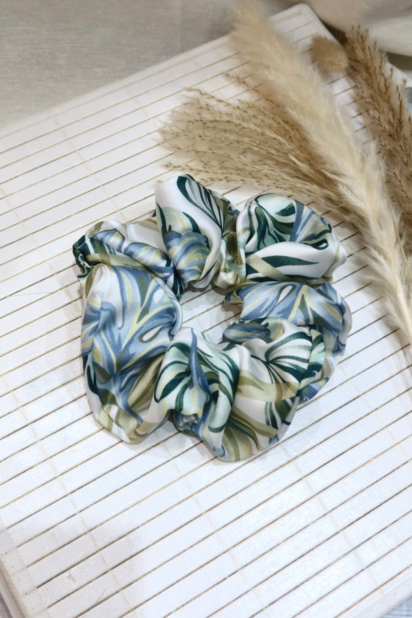 Large Handmade Scrunchie – 14 cm