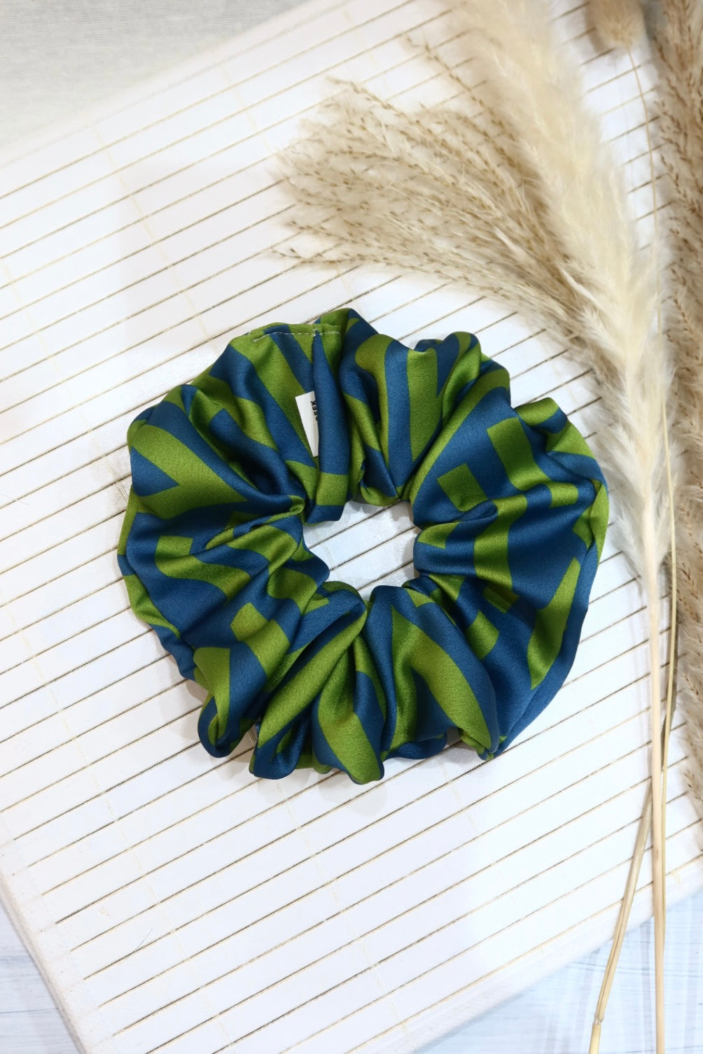 Large Handmade Scrunchie – 14 cm