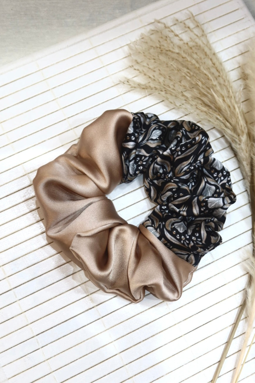 Large Handmade Scrunchie – 14 cm