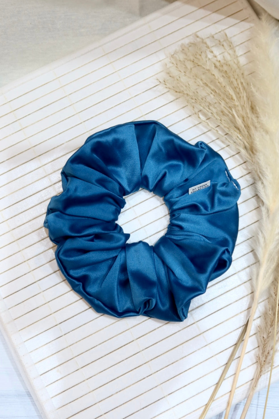 Large Handmade Scrunchie – 14 cm