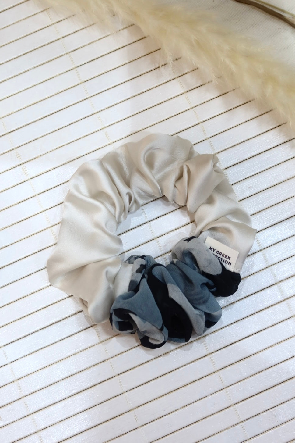 Medium Handmade Scrunchie – 11 cm