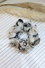 Medium Handmade Scrunchie – 11 cm