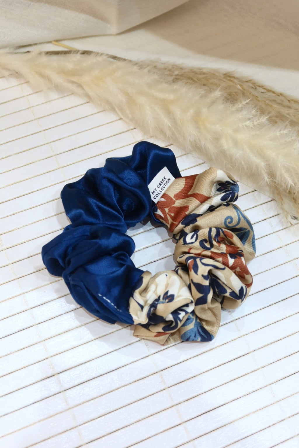 Medium Handmade Scrunchie – 11 cm