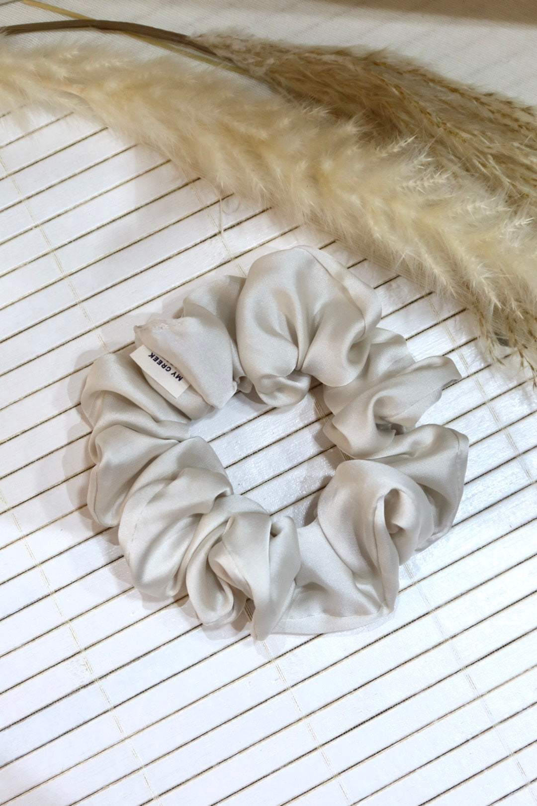 Medium Handmade Scrunchie – 11 cm