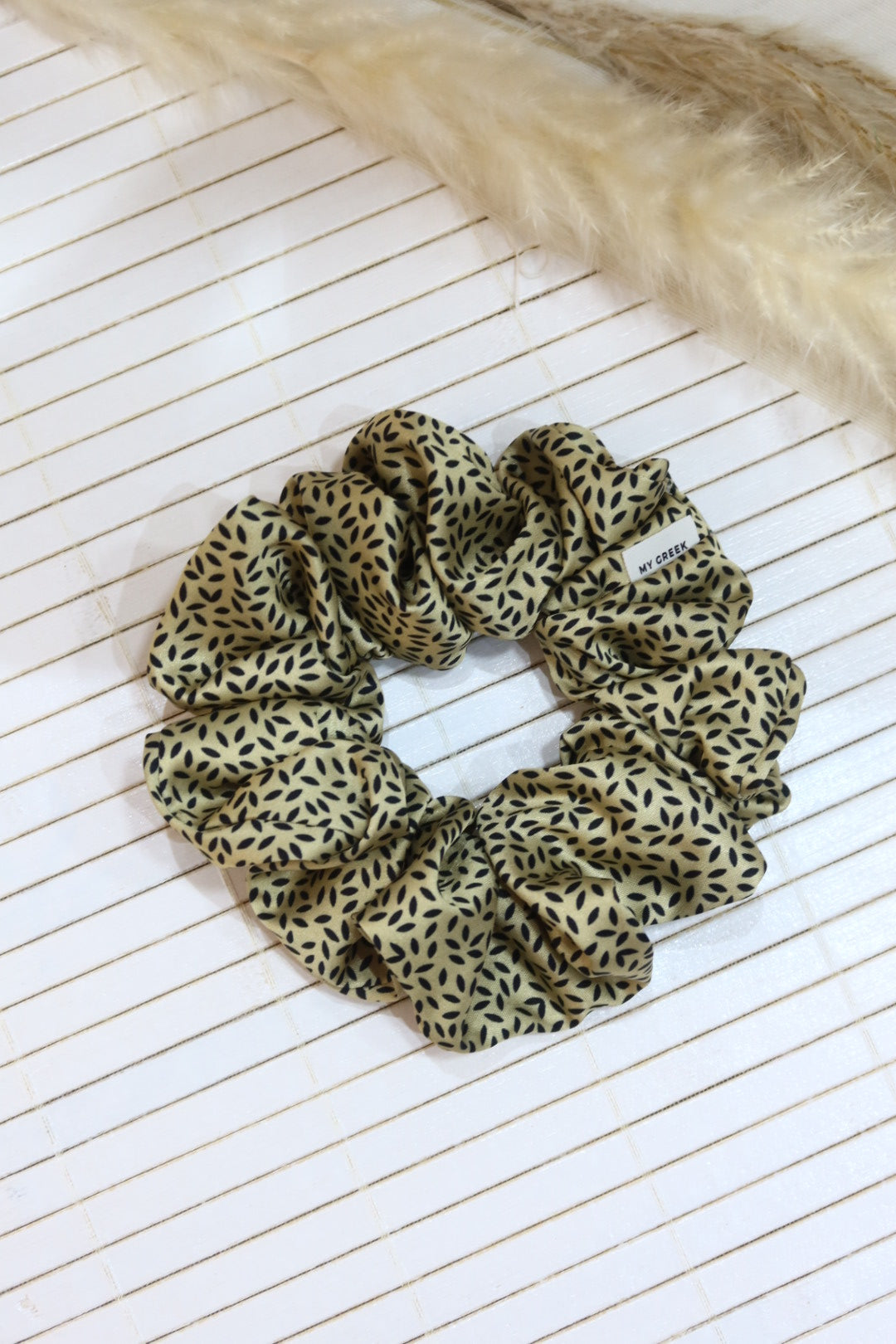 Medium Handmade Scrunchie – 11 cm