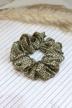 Medium Handmade Scrunchie – 11 cm