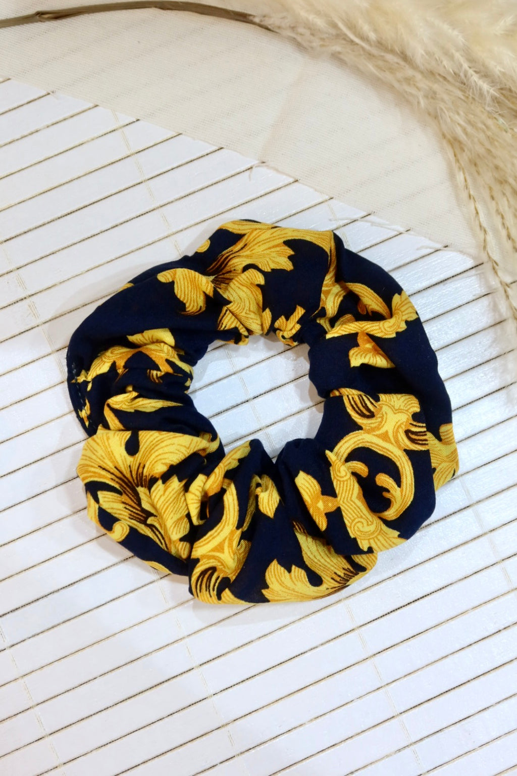 Medium Handmade Scrunchie – 11 cm