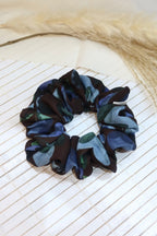 Medium Handmade Scrunchie – 11 cm