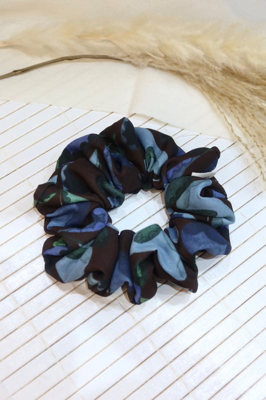 Medium Handmade Scrunchie – 11 cm