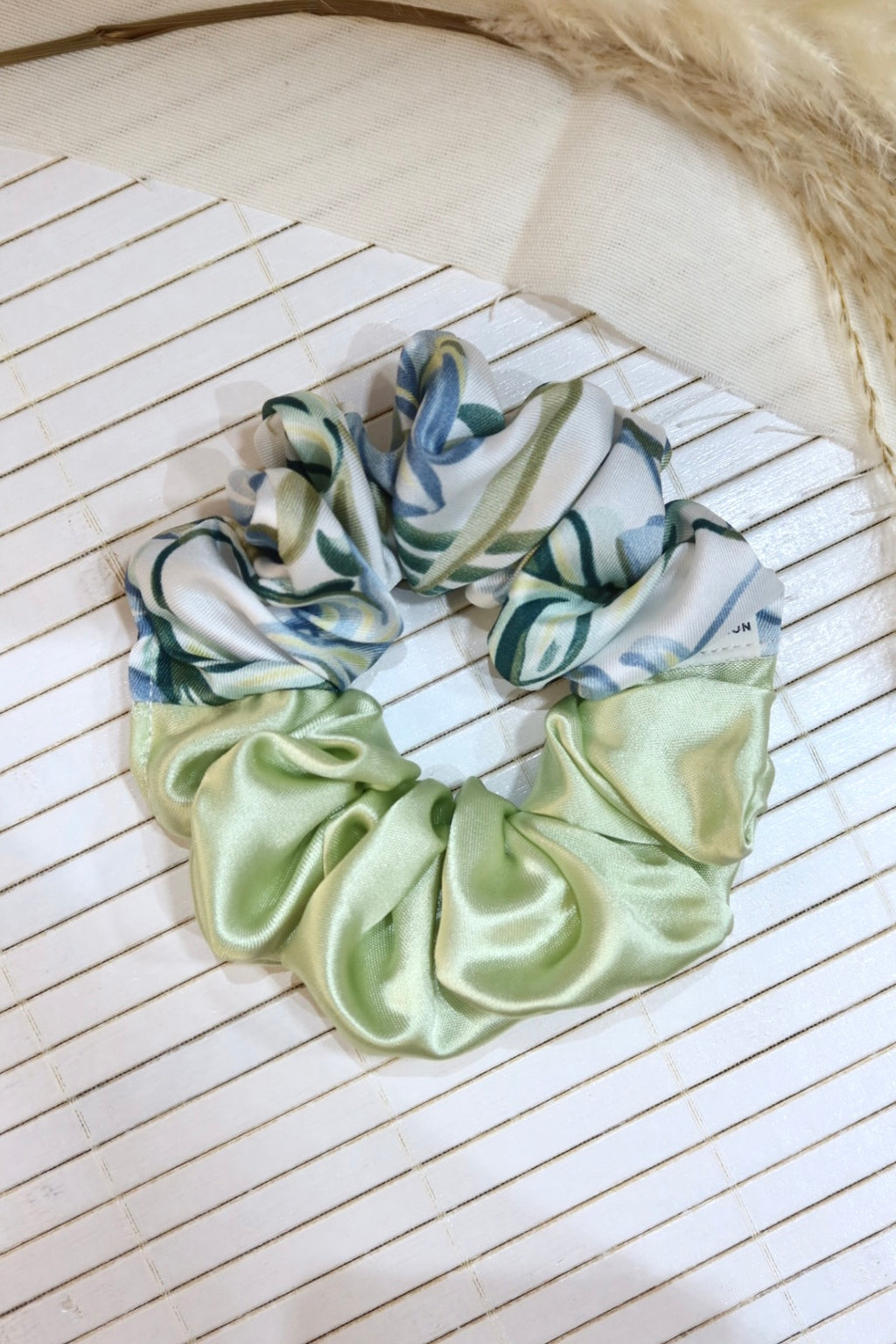 Medium Handmade Scrunchie – 11 cm