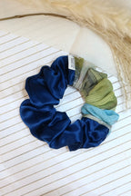 Medium Handmade Scrunchie – 11 cm
