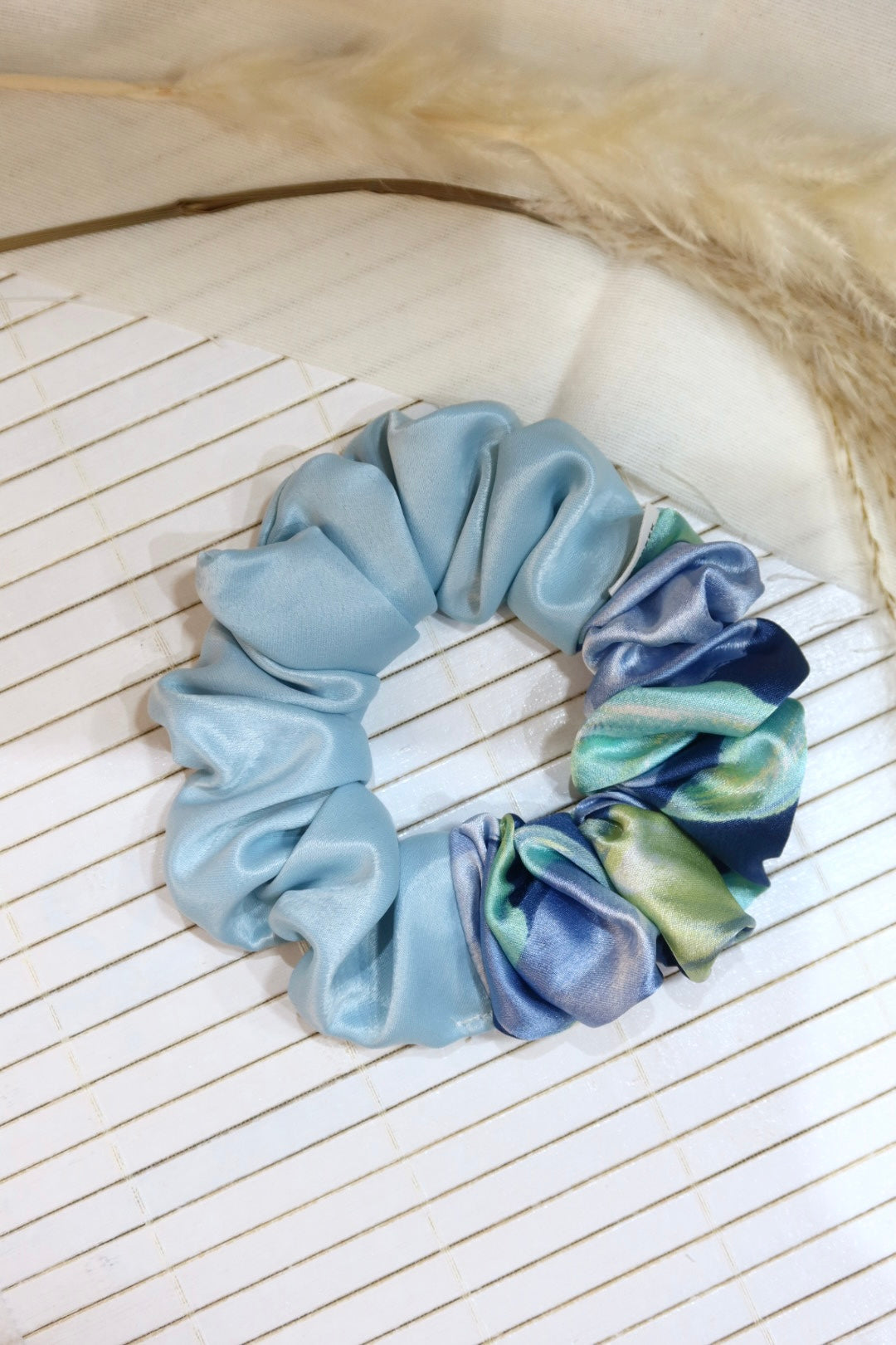 Medium Handmade Scrunchie – 11 cm