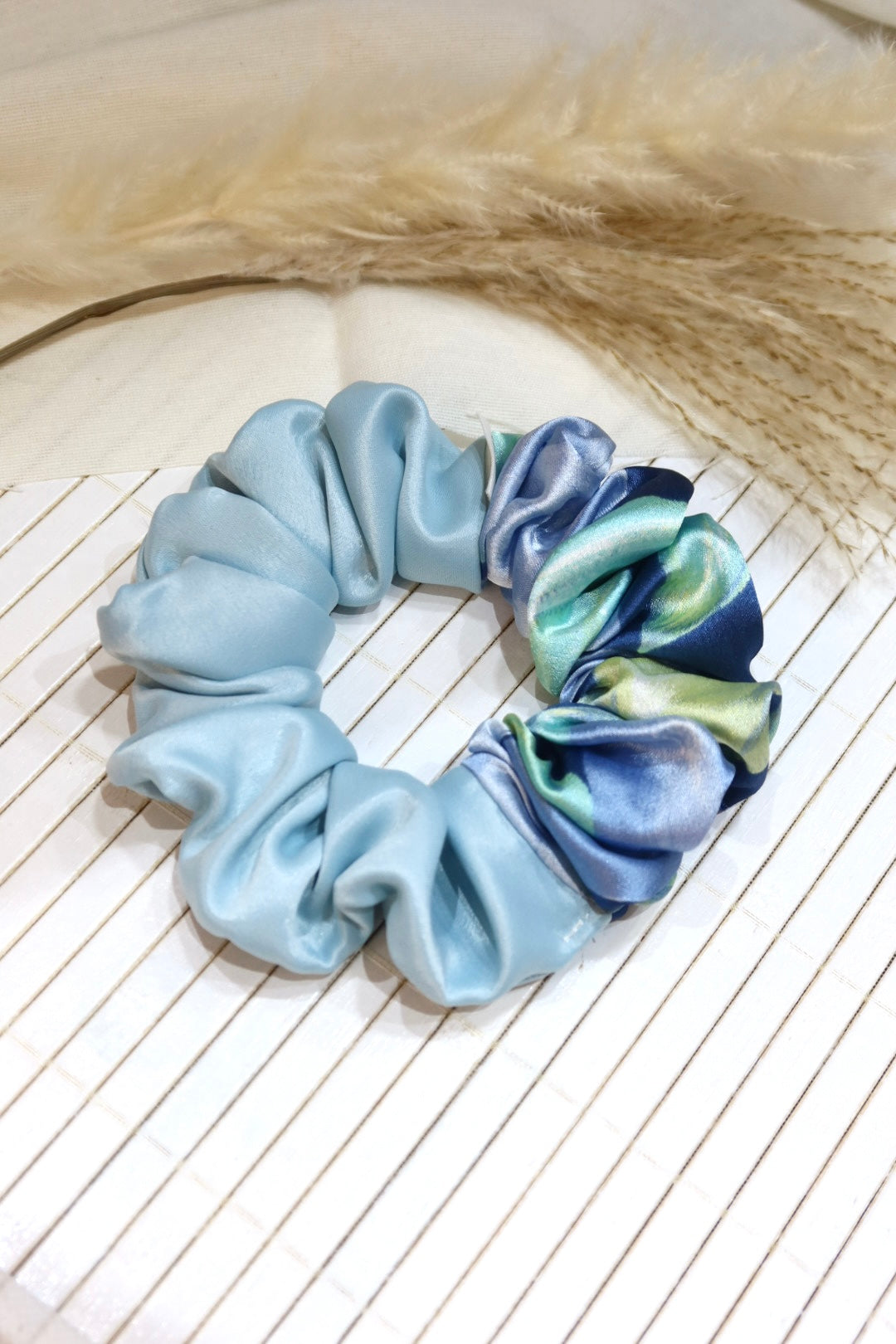 Medium Handmade Scrunchie – 11 cm