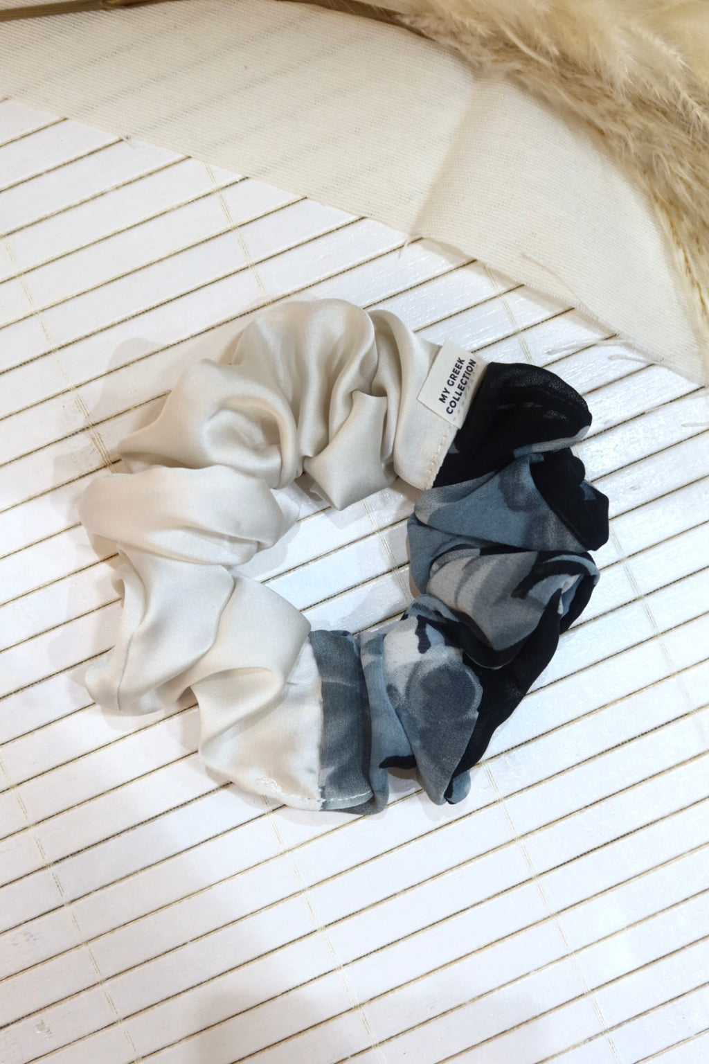 Medium Handmade Scrunchie – 11 cm