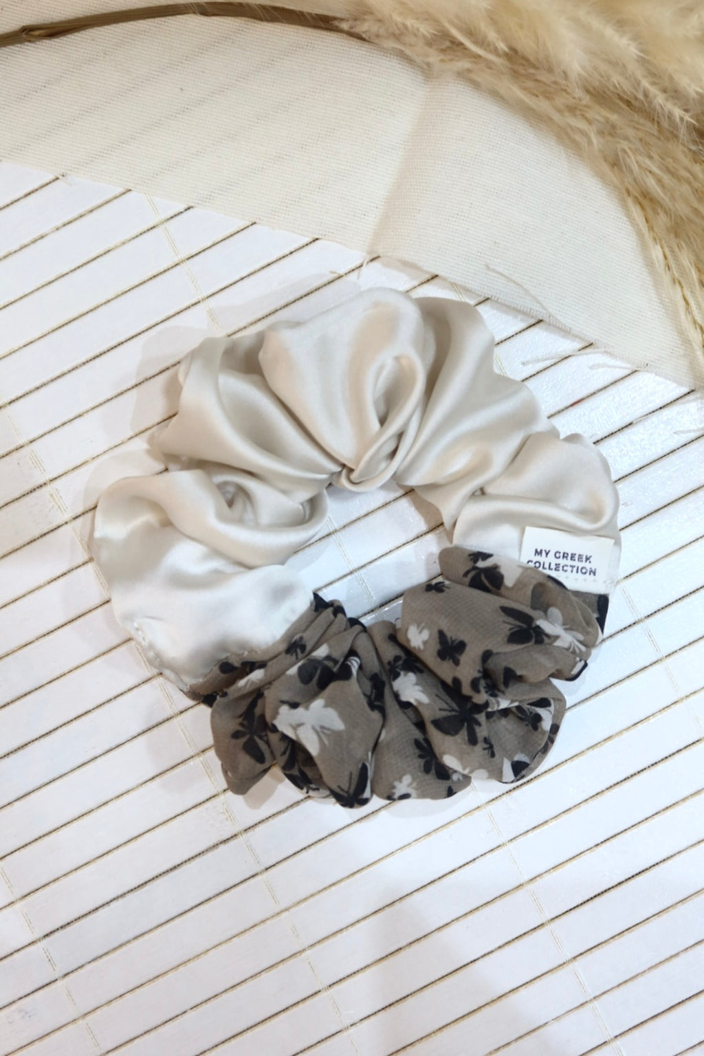 Medium Handmade Scrunchie – 11 cm