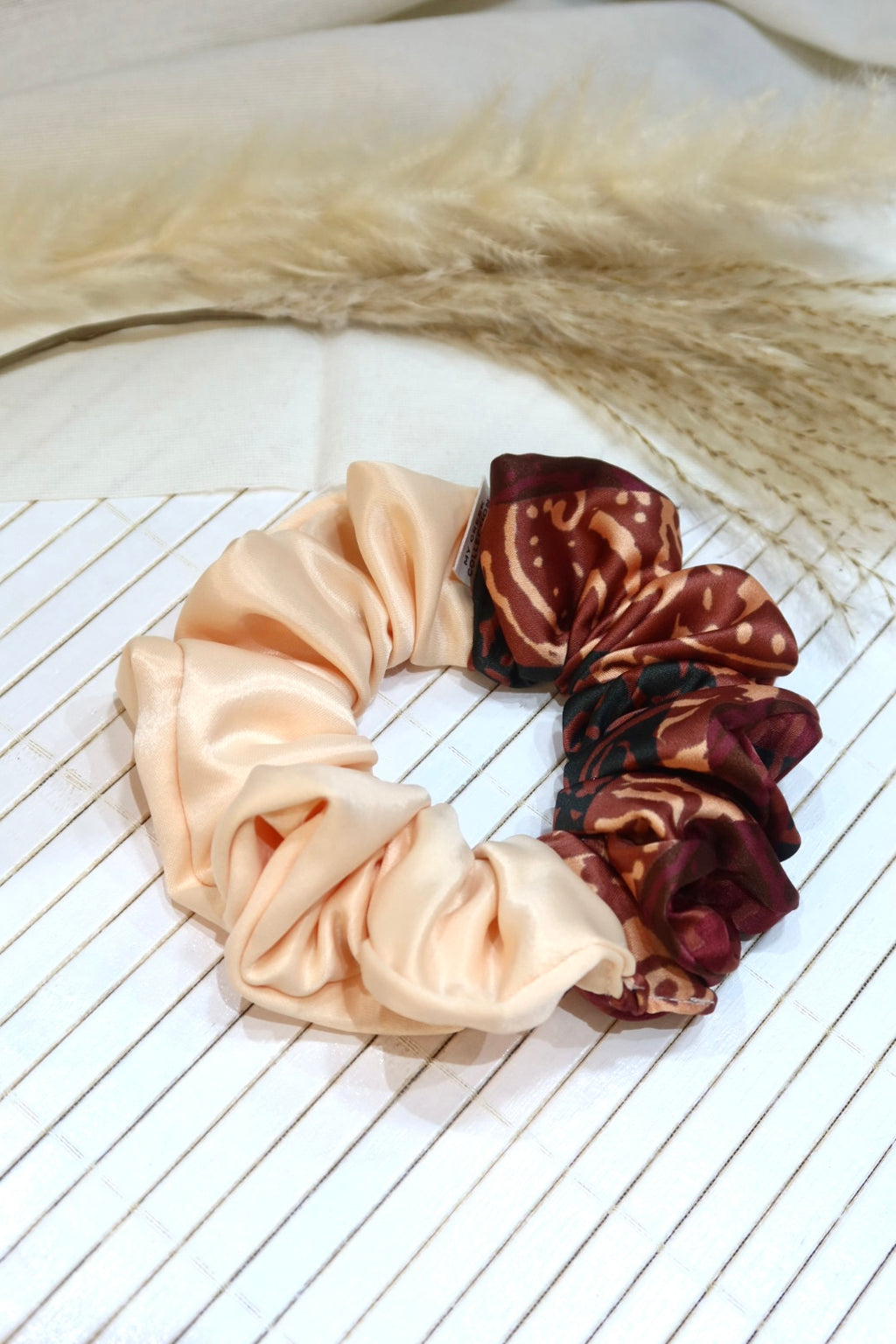 Medium Handmade Scrunchie – 11 cm