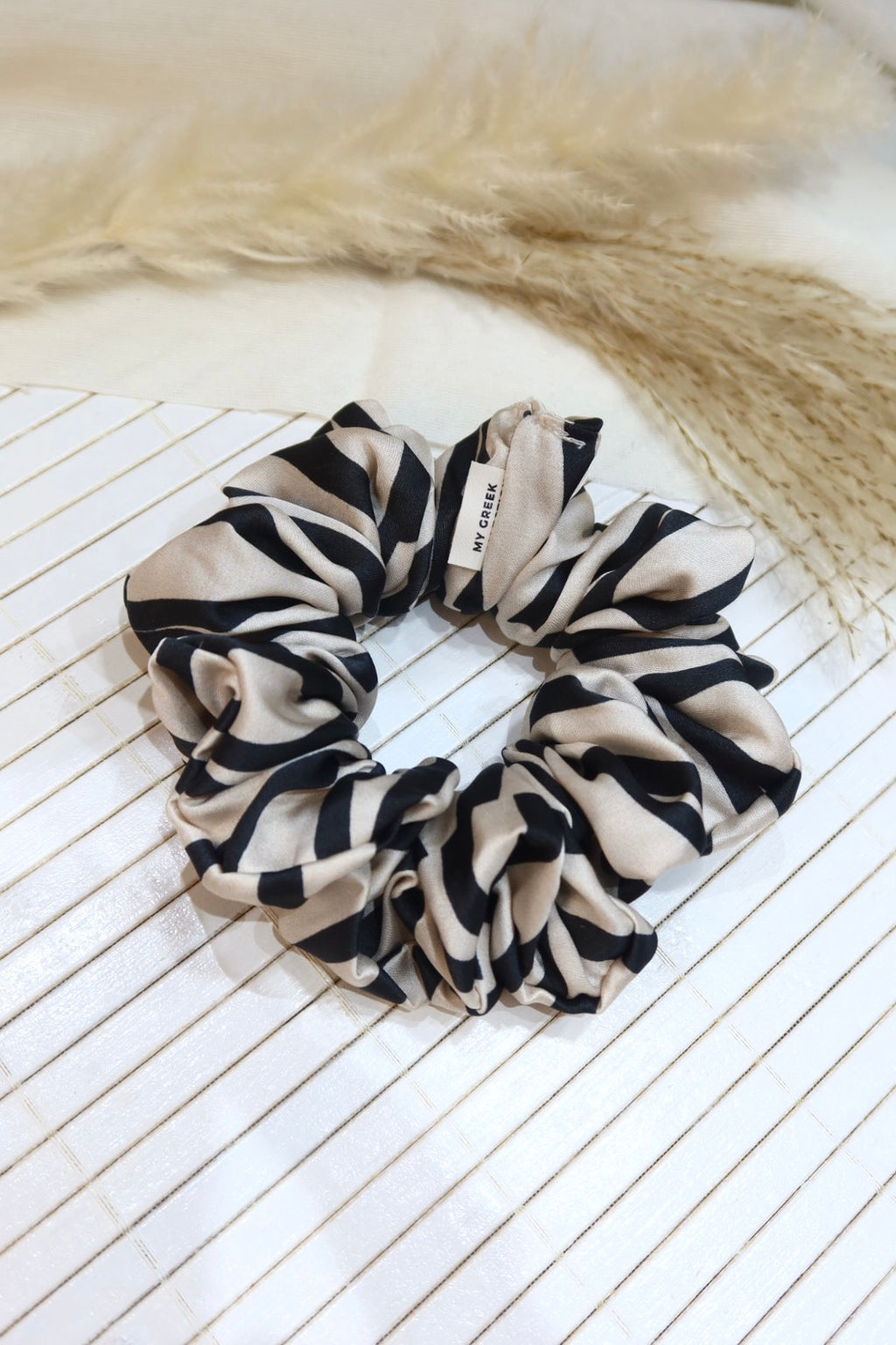 Medium Handmade Scrunchie – 11 cm
