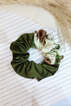 Medium Handmade Scrunchie – 11 cm