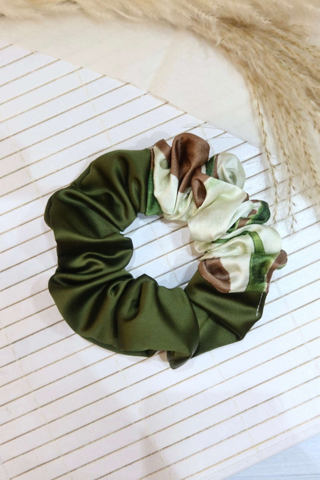 Medium Handmade Scrunchie – 11 cm