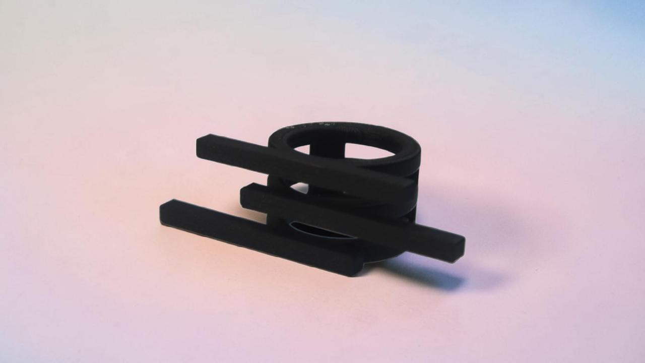 Δαχτυλίδι μαύρο κρεμαστά με 3D εκτύπωση