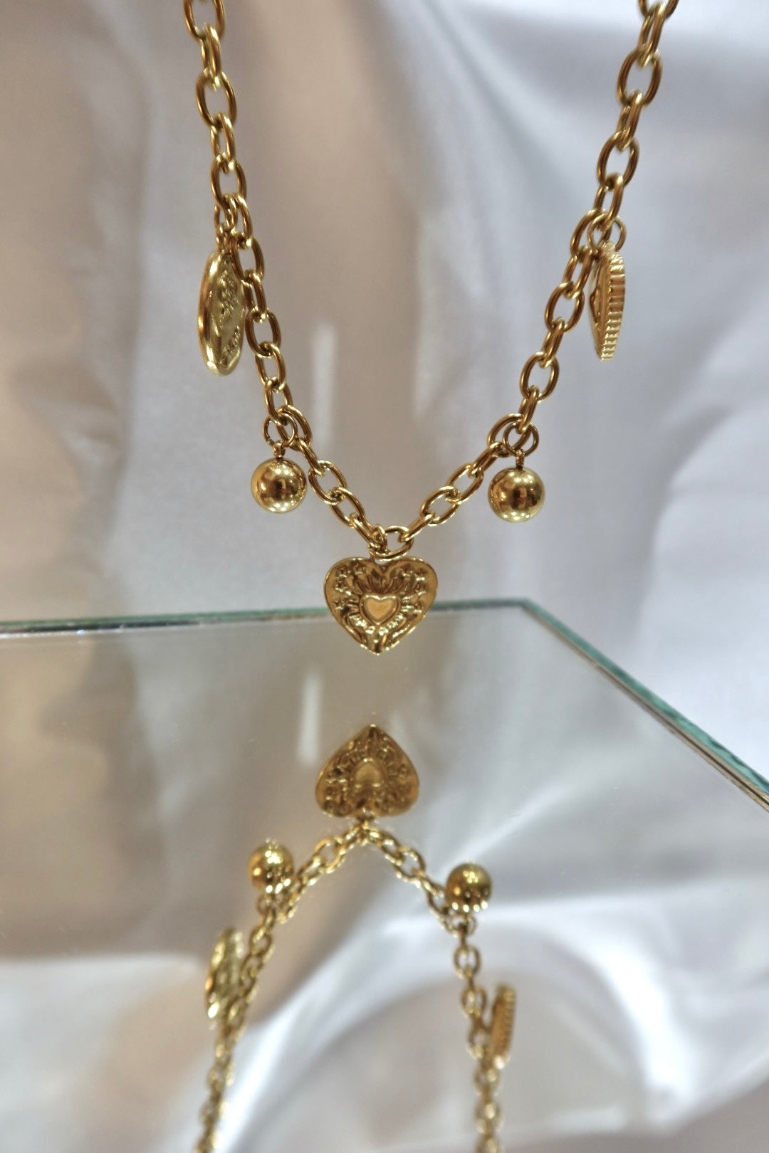 Κολιέ σε χρυσό χρώμα καρδιά
