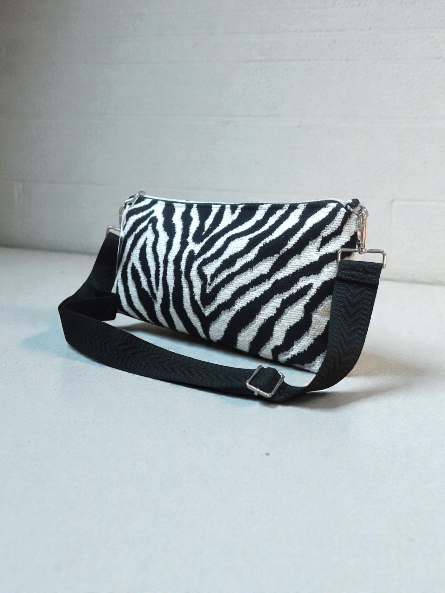 Kallia / Zebra medium baguette bag