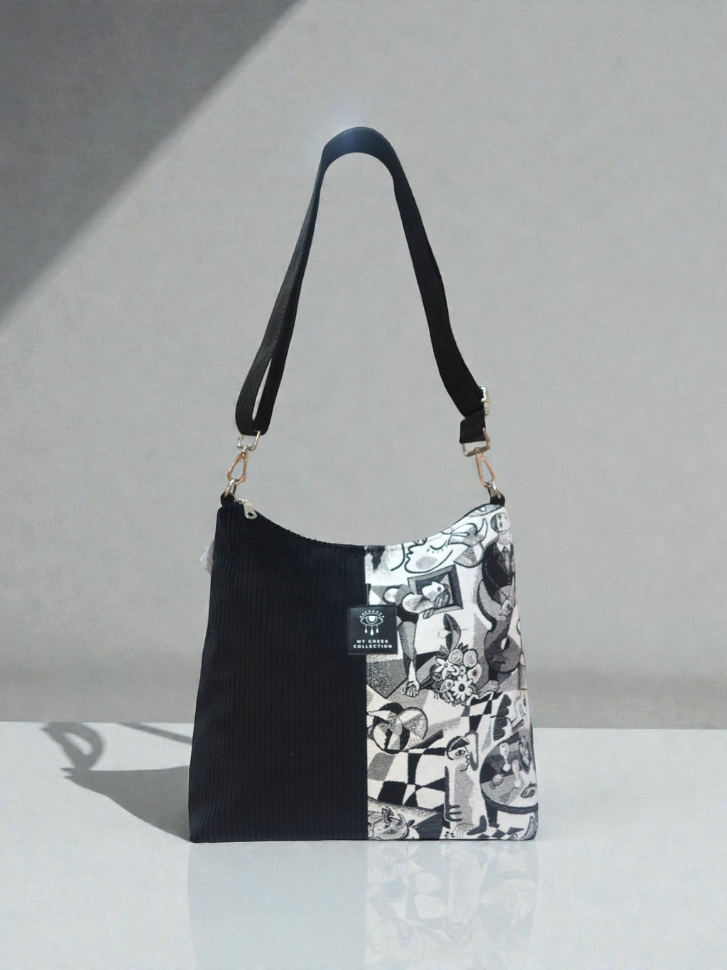 Erato / Gueernica shoulder bag