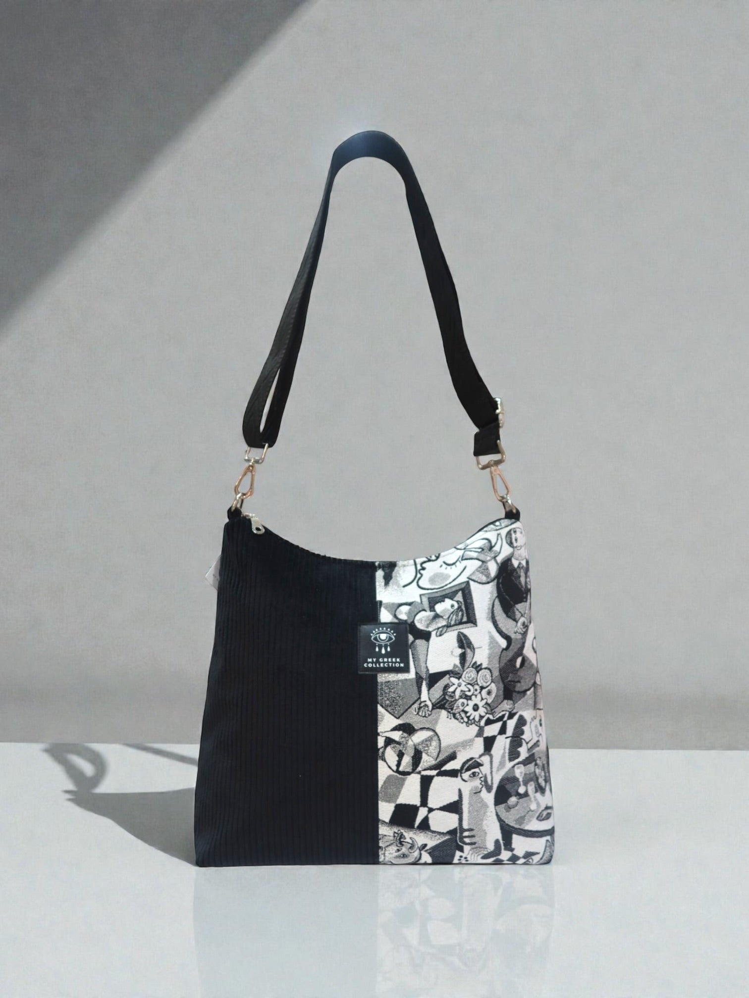 Erato / Gueernica shoulder bag